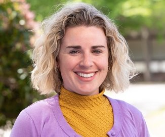 Headshot of Kathryn Broge, LICSW