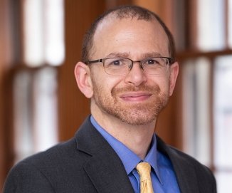 Headshot of Robert Drozek, LICSW