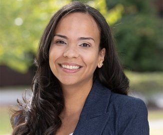 Headshot of Dr. Yudelki Firpo-Perretti