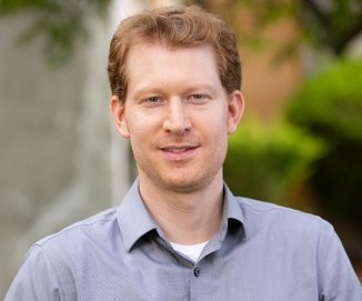 Headshot of Nate Gruner, LICSW