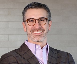 Headshot of Dr. Matthew Robinson