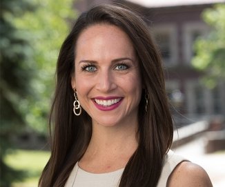 Headshot of Dr. Holly Peek